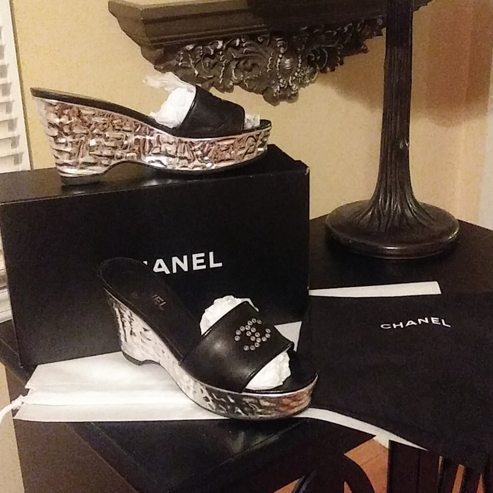 Chanel wedges